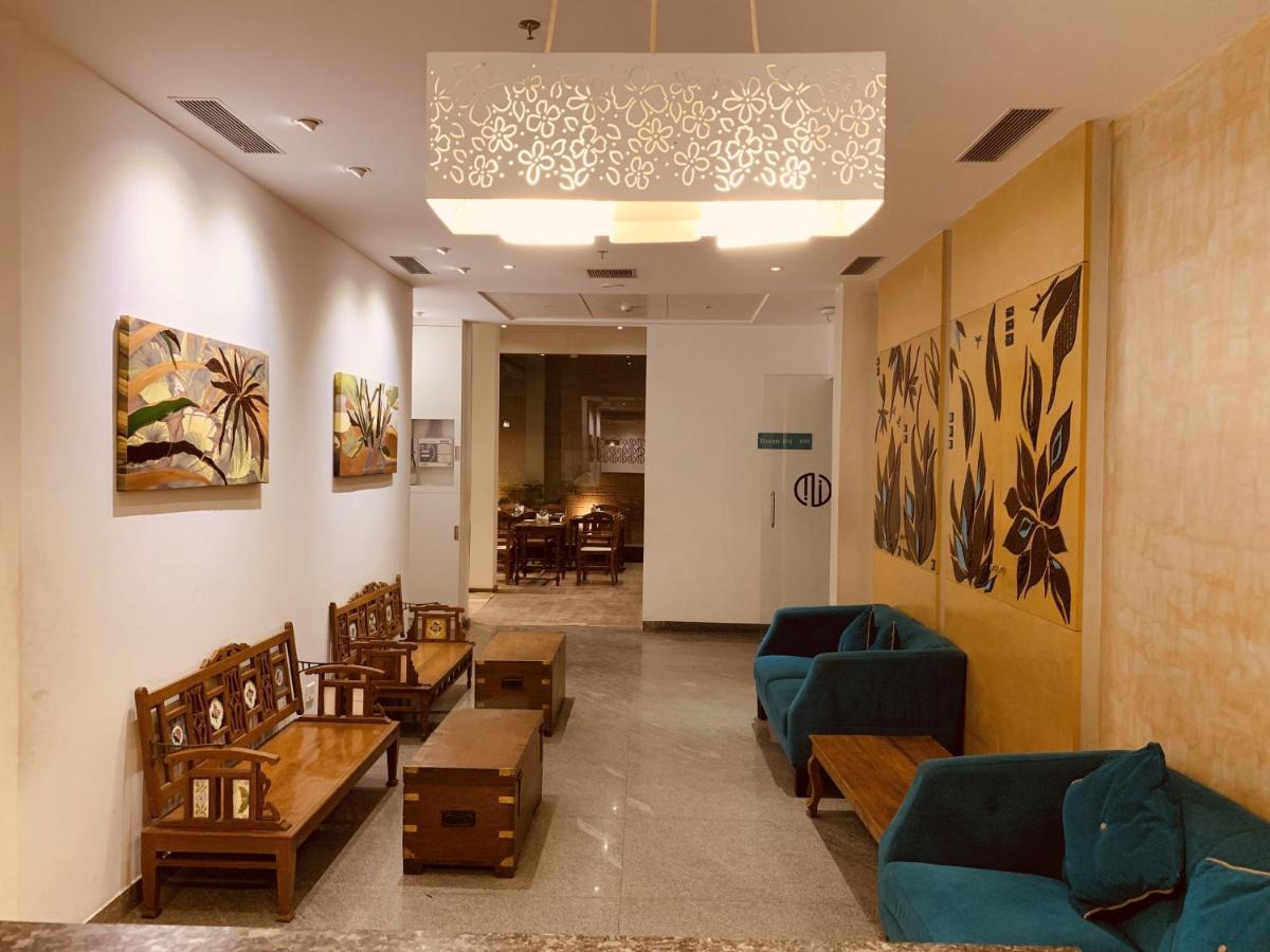 Hotel Sabareesh Park Maduráj Kültér fotó